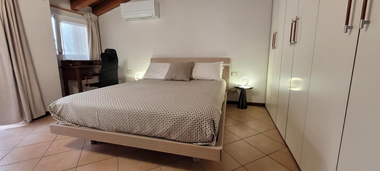 Dimora Larius Apartamento Como Exterior foto